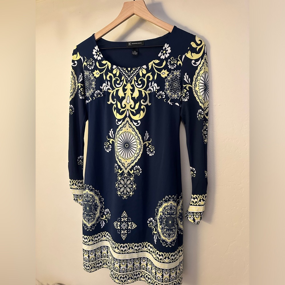 INC International Concepts Blue and Cream Graphic Tunic Top